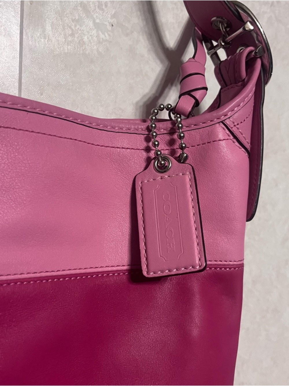 COACH Rugby Stripe Pink Leather Bleeker Duffle Crossbody Shoulder Bag F13357 EUC - Picture 3 of 7
